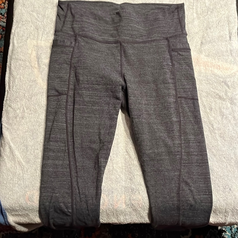 Athleta Salutation Stash Tight (Large) Black/Gray (Used)